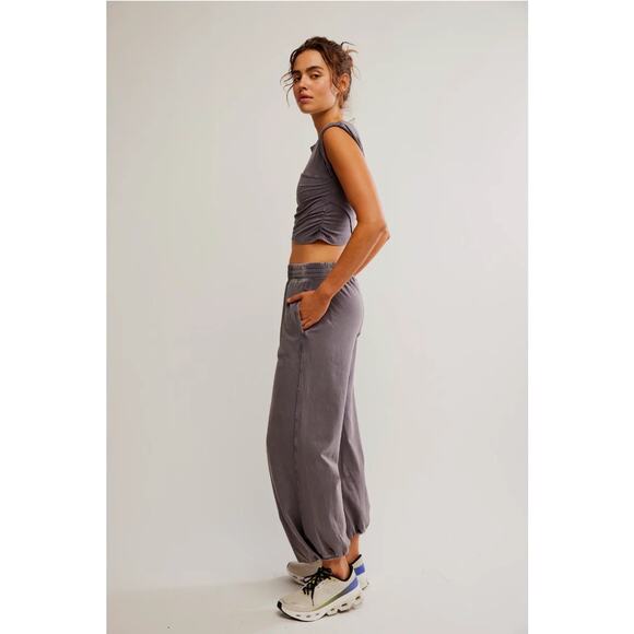 FP Movement Women's Hot Shot Crossover 2-Piece Set Gunmetal color - Picture 4 of 6